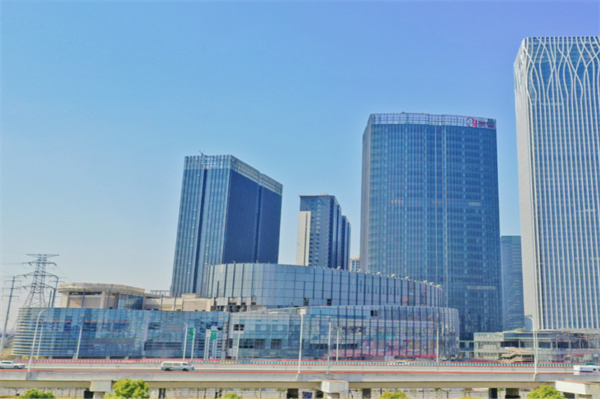 前滩信德中心外观